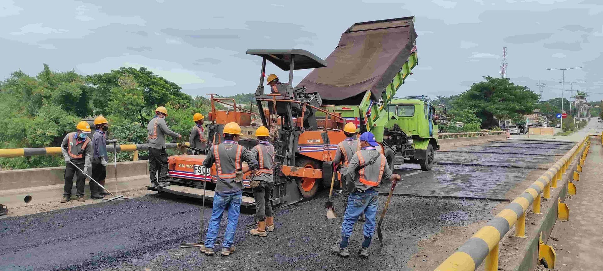 PERUSAHAAN ASPHALT HOTMIX & BETON PROFESSIONAL!